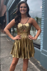 Golden A-Line Halter Neck Short Metallic Homecoming Dress